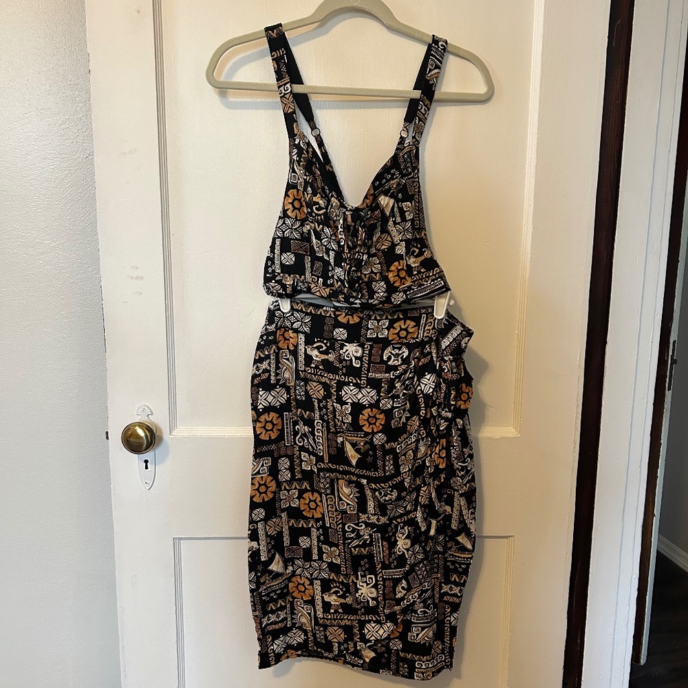 Her Universe Moana Two Piece Set